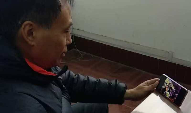 柳江造纸厂党员干部通过网络直播收看报告会2.jpg 柳江造纸厂党员干部通过网络直播收看报告会2.jpg